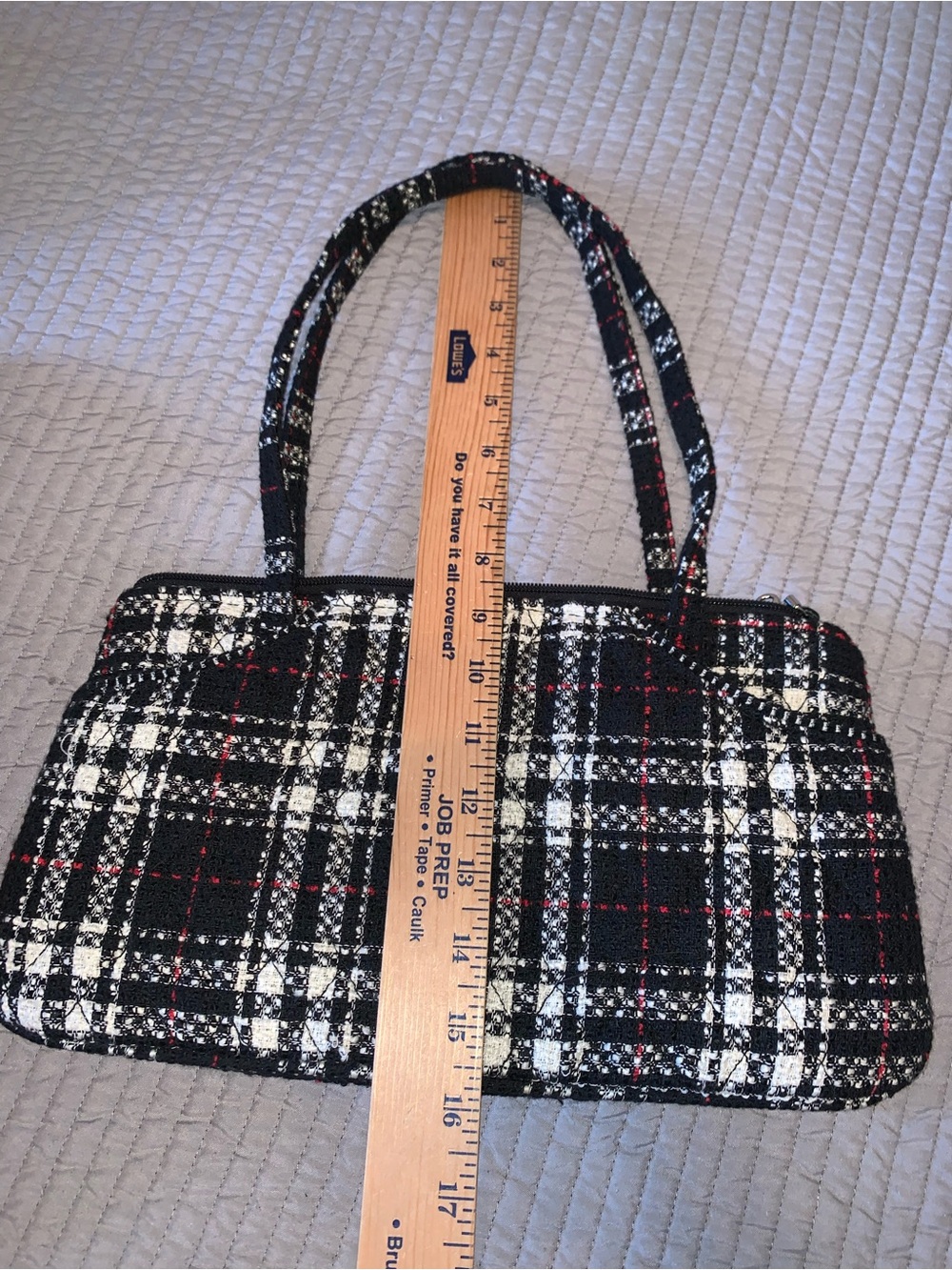 Vera Bradley shoulder handbag Beautiful plaid, black and white with red accents - Picture 14 of 16